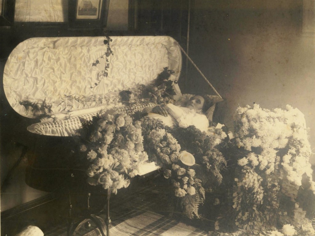 home funeral